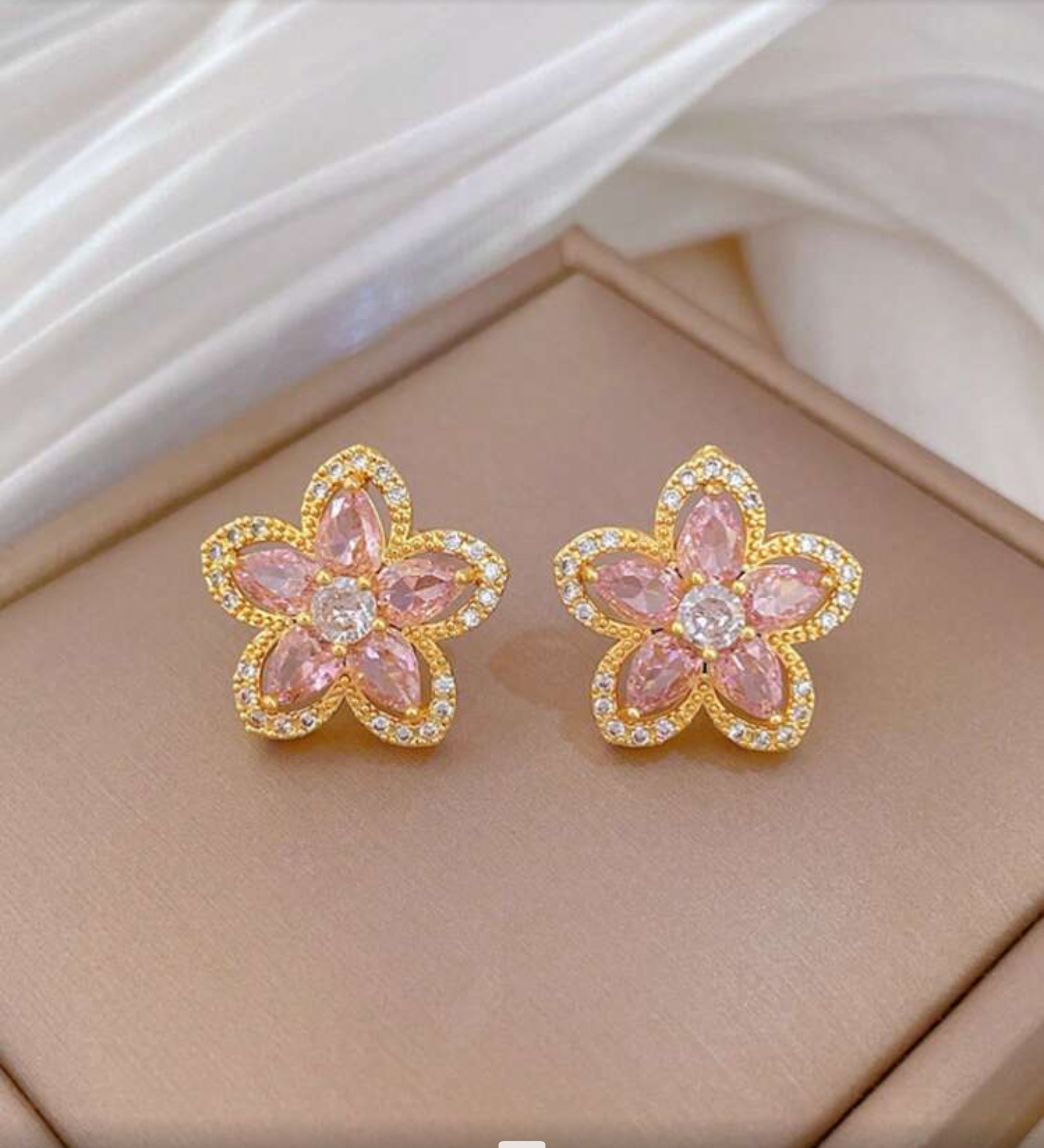 Star Necklace Set