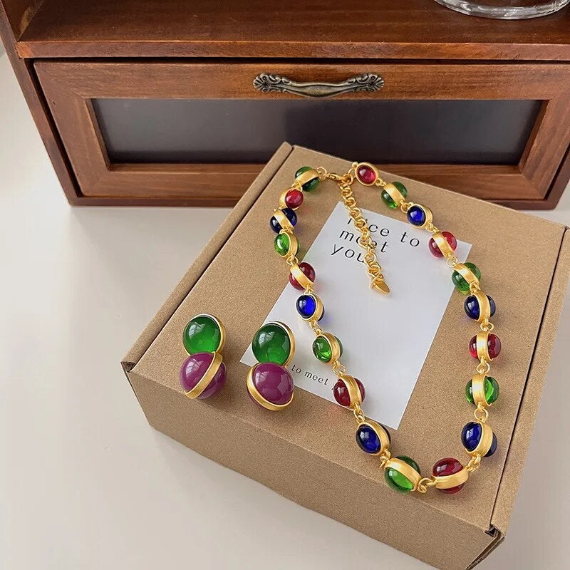 Vintage Style Neckless
