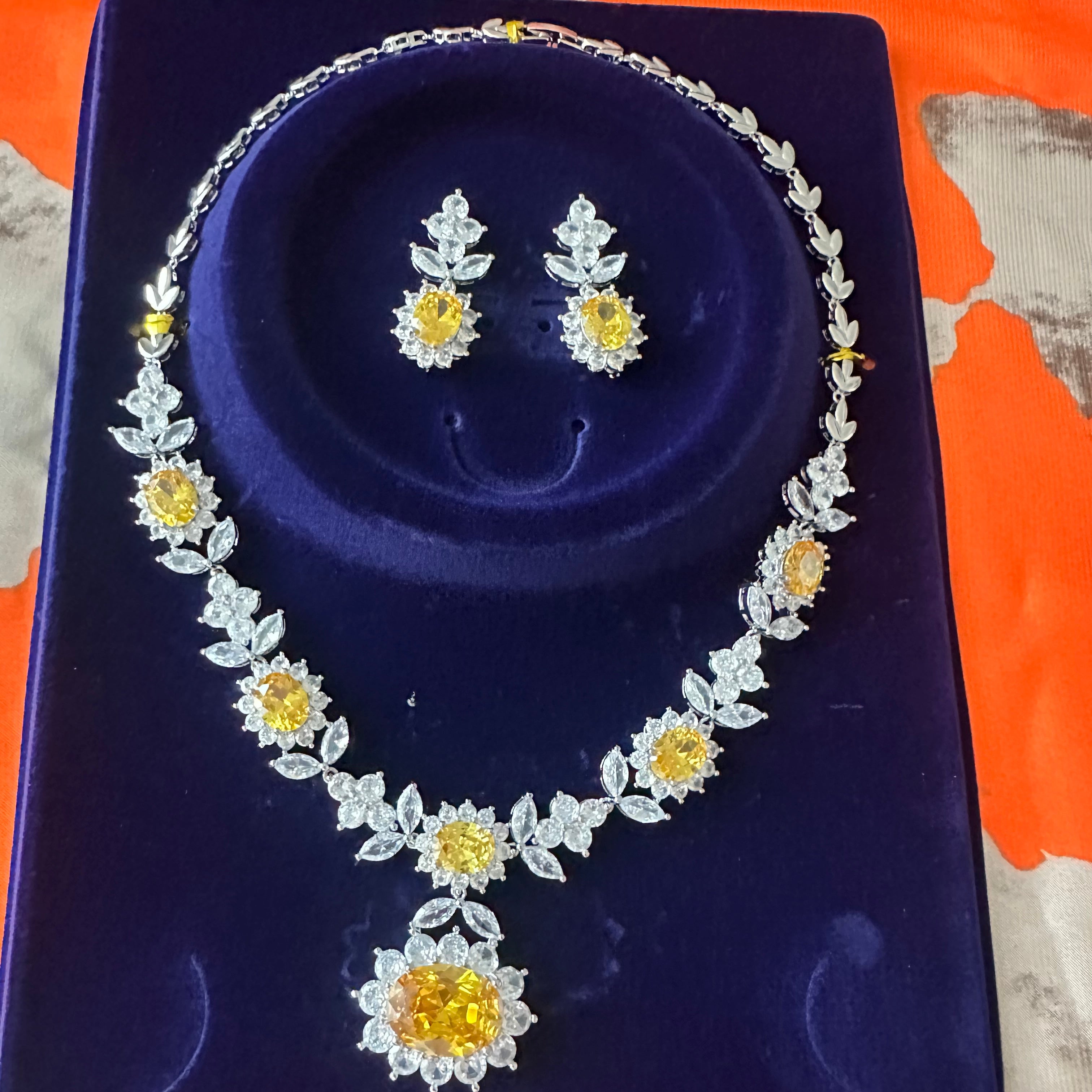 Glam Neckless Set