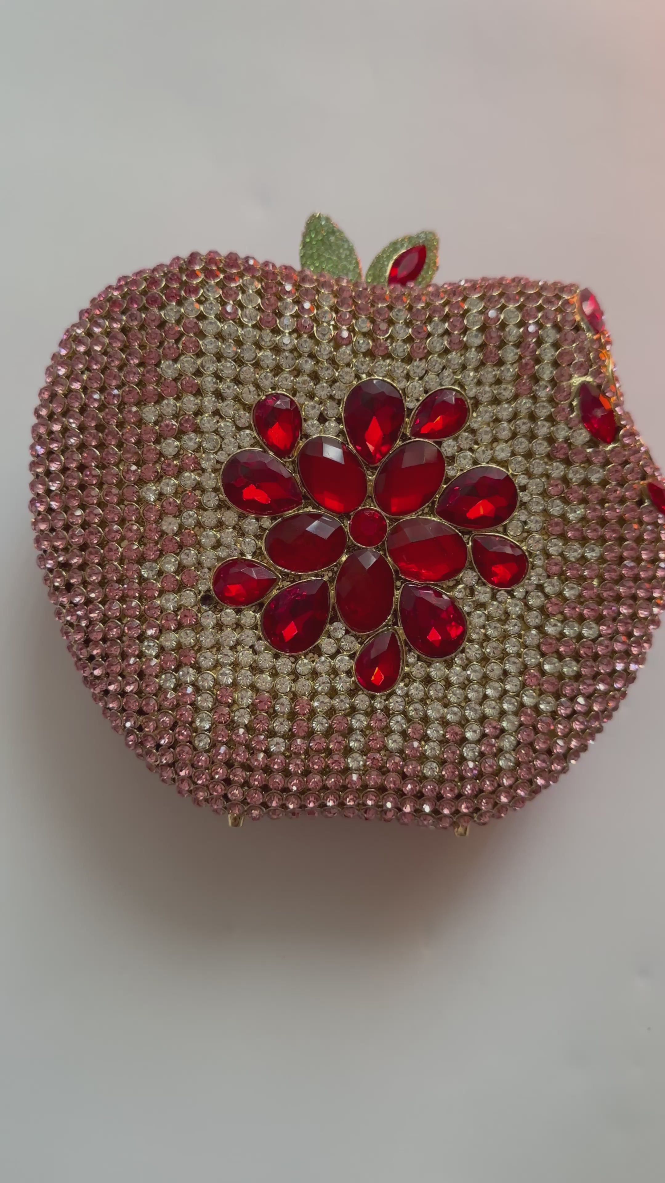 Apple Clutch